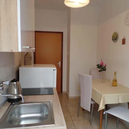 In Porec/istrien 10218 Apartament *
